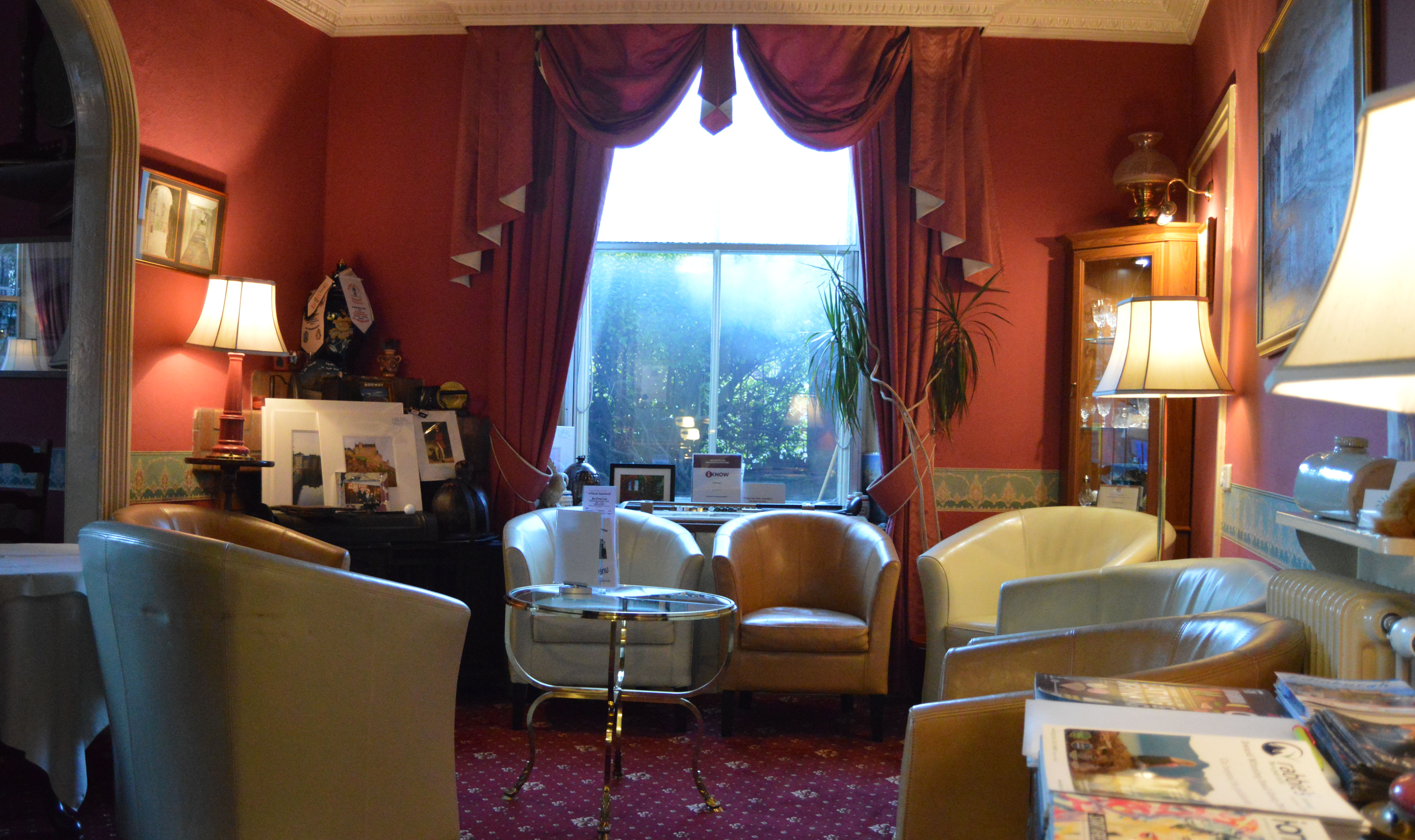Lounge Interior Image